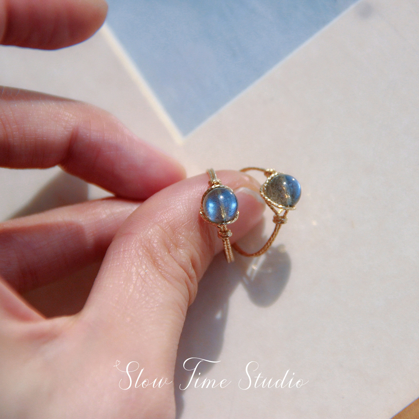 天然黑体拉长石麻花戒指女款灰月光石14k包金材质蓝光指环简约