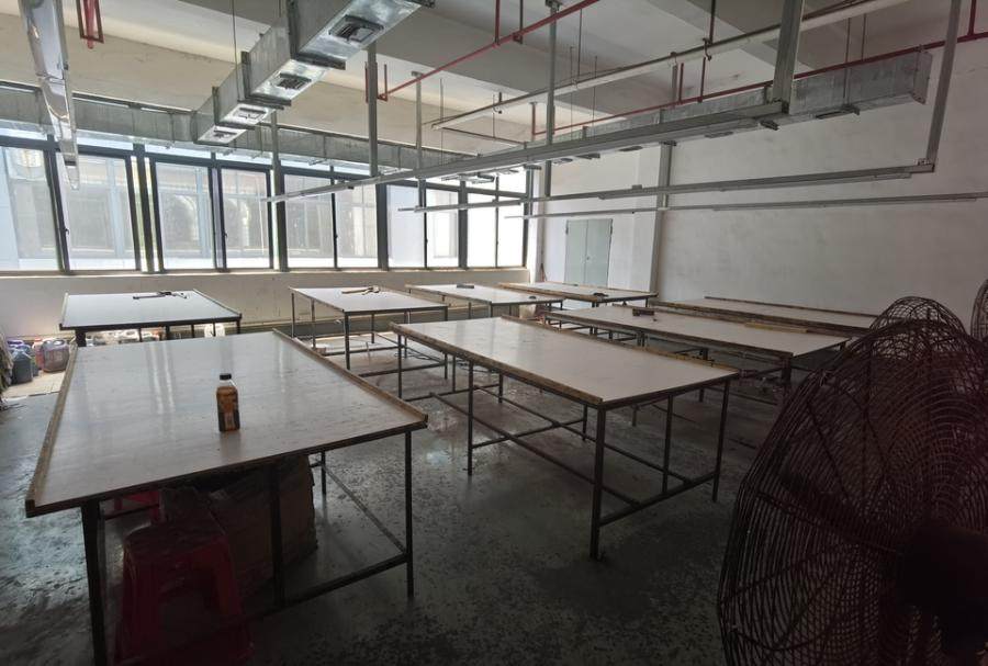 1月22日清远皮具公司工业用途房地产及厂内设备及物品一批网络拍卖公告