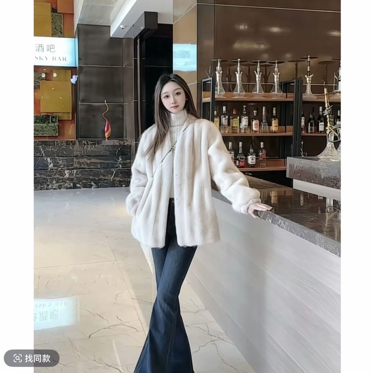 YUXI【冬日氛围】2026冬季V领保暖轻奢休闲单排扣毛毛女装外套