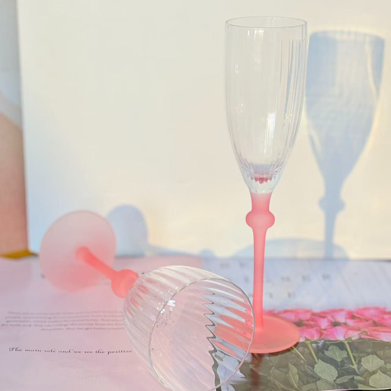 2只粉系列磨砂粉高脚水晶玻璃杯