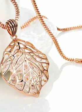 新款简约长款树叶百搭女项链个性吊坠水晶配饰品毛衣链韩版镂空