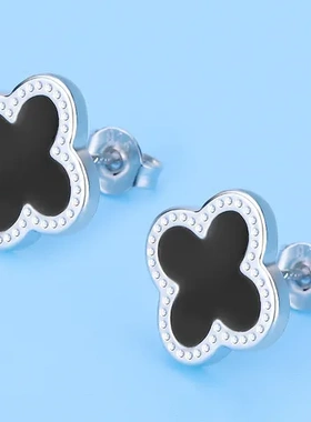 欧美教师节流行手链四叶草工厂低价饰品韩版巧兰轩银饰品时尚