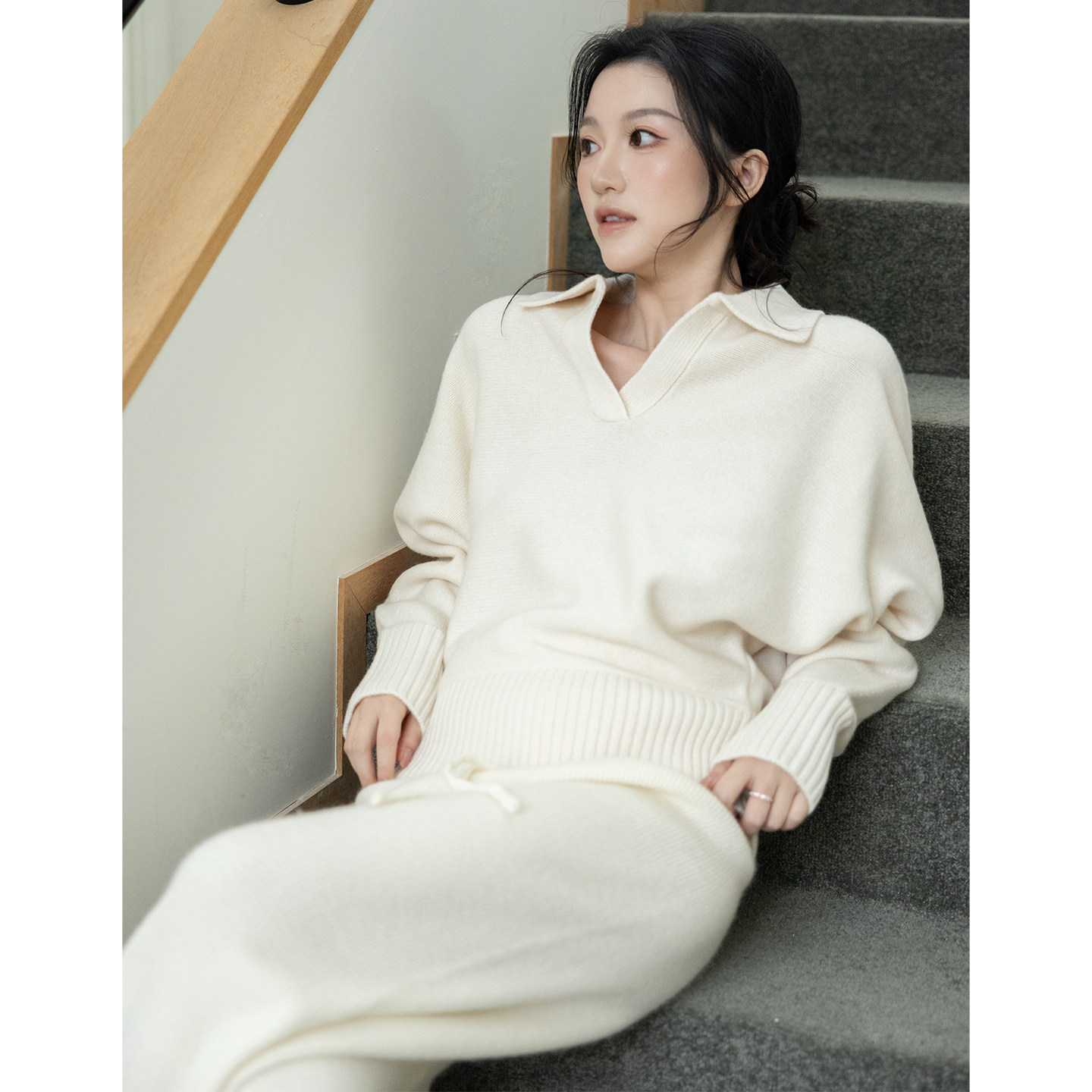 SerioLudere蛋仔很懒/ 95绵羊毛5山羊绒老钱风小翻领针织套头毛衣