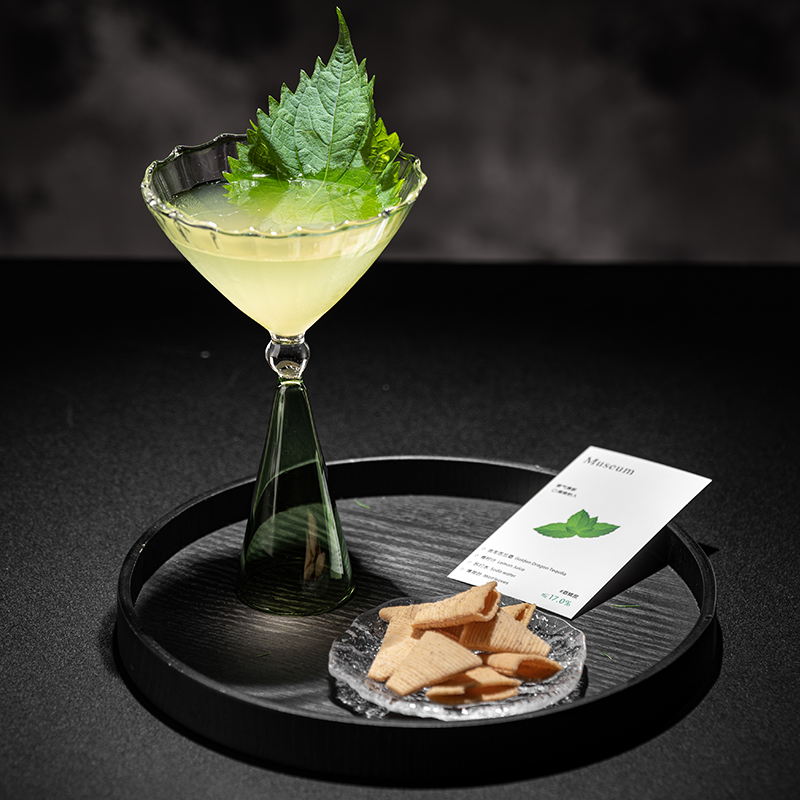 贝壳纹鸡尾酒杯组合套装创意高脚杯高颜值马天尼杯特调杯调酒杯子