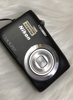 Nikon/尼康 A100 便携式家用数码相机旅游校园记录复古CCD