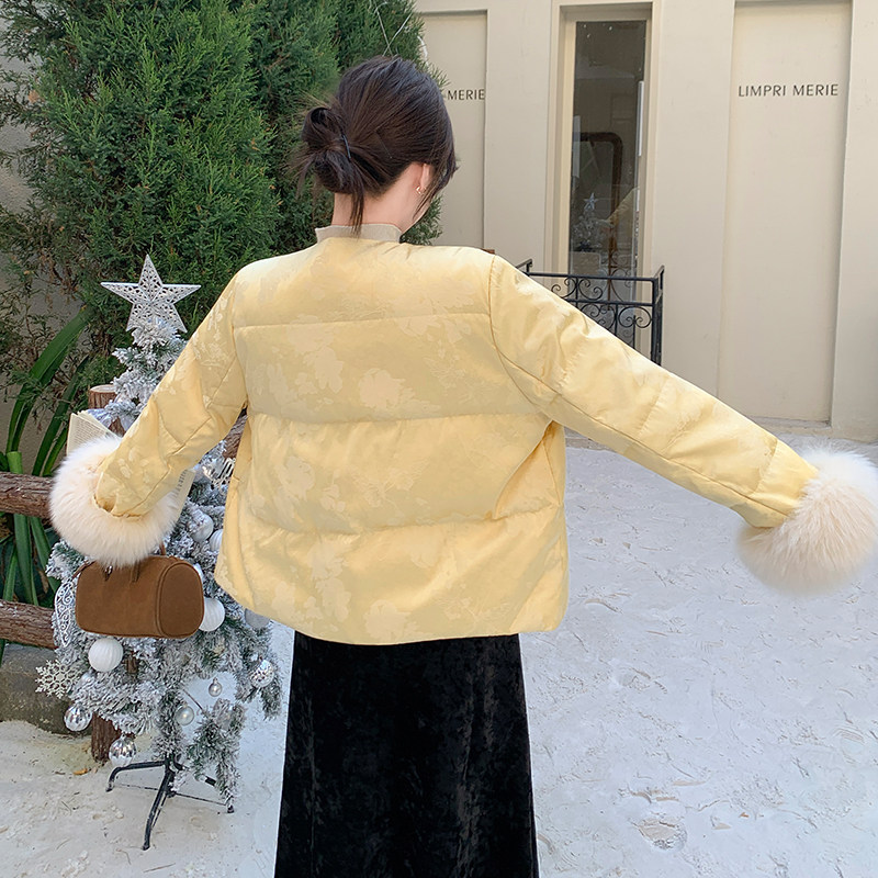 黄色新中式国风羽绒服女2025年冬季新款高级感短款加厚白鸭绒外套,女装羽绒服,2D109