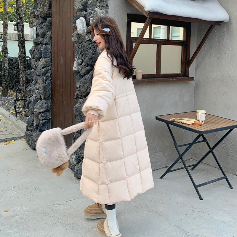 粉色超好看长款羽绒服女2025年冬季新款温柔风加厚保暖白鸭绒外套,女装羽绒服,2D109