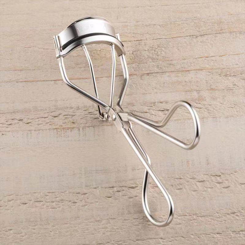 日本KAI贝印不锈钢弧度睫毛夹自然持久卷翘金属太阳花不伤眼皮,彩妆/香水/美妆工具,睫毛夹,淘宝优惠券,粉丝福利购,淘宝优惠卷