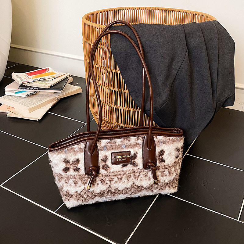 复古通勤托特包大容量女高级感时尚百搭毛呢包包秋冬韩系单肩包女,箱包皮具/热销女包/男包,腋下包,淘宝优惠券,粉丝福利购,淘宝优惠卷