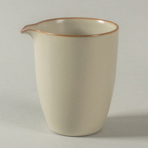 清仓便宜卖200ml米黄汝窑茶海