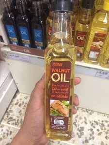 英国代购TESCO Walnut Oil 纯核桃油含DHA婴儿补脑益智 250ML