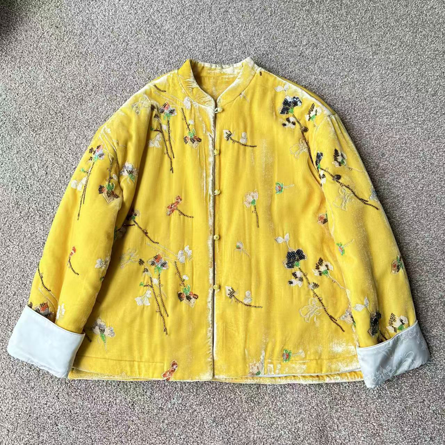 重磅真丝丝绒黄色夹棉棉服中式重工刺绣立领端庄国风外套冬季上衣