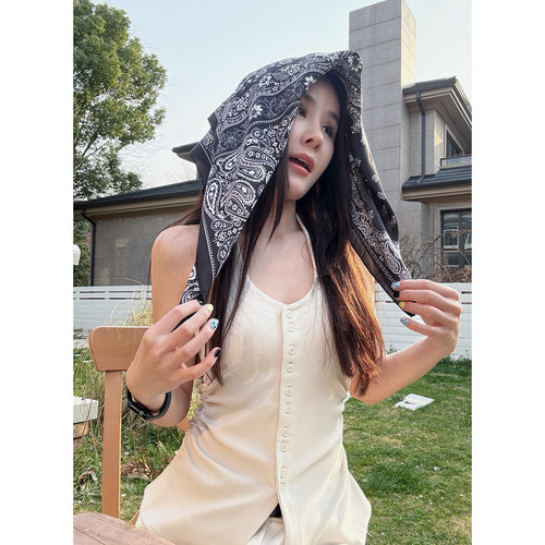 版型牛牛的遮副乳挂脖背心