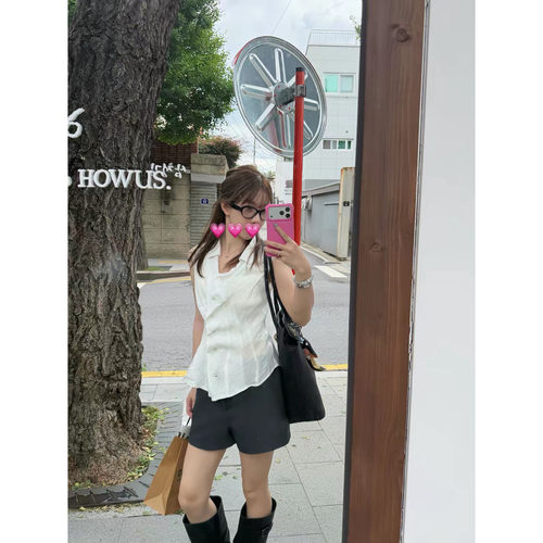 私服薇薇安west太后扭扭衬衣