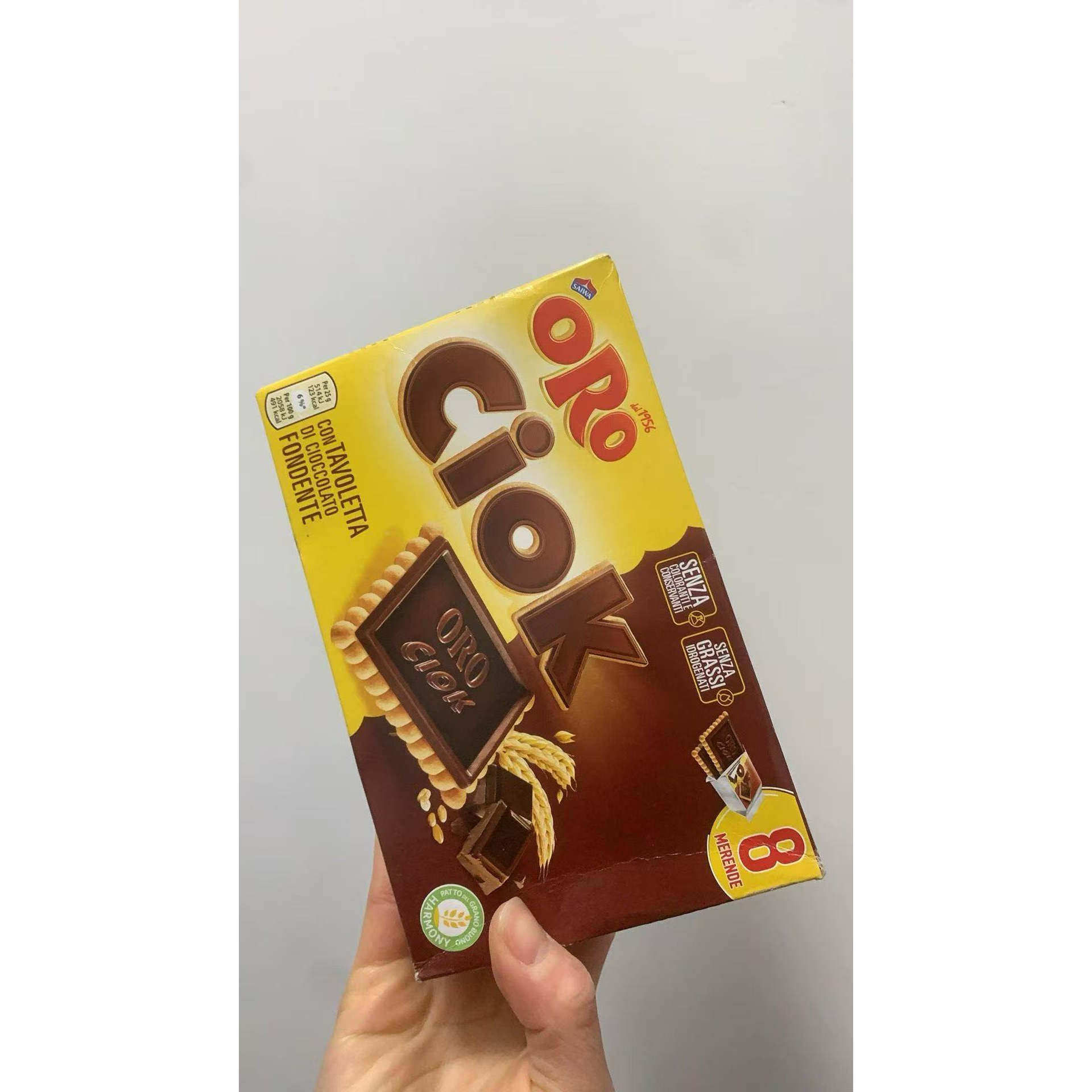 现货意大利原装oro ciok fondente 黑巧克力方块饼干25gx8包