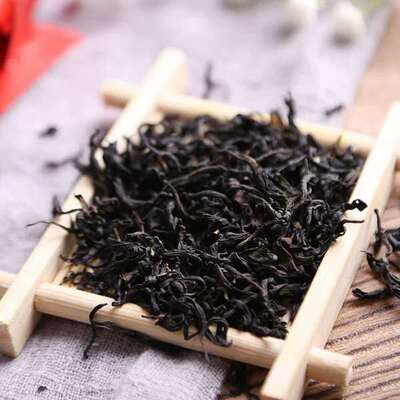 青岛特产崂山红茶散装称重