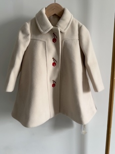 数足 码 0575 A版 D品剪吊牌九家小童女宝米色毛呢外套