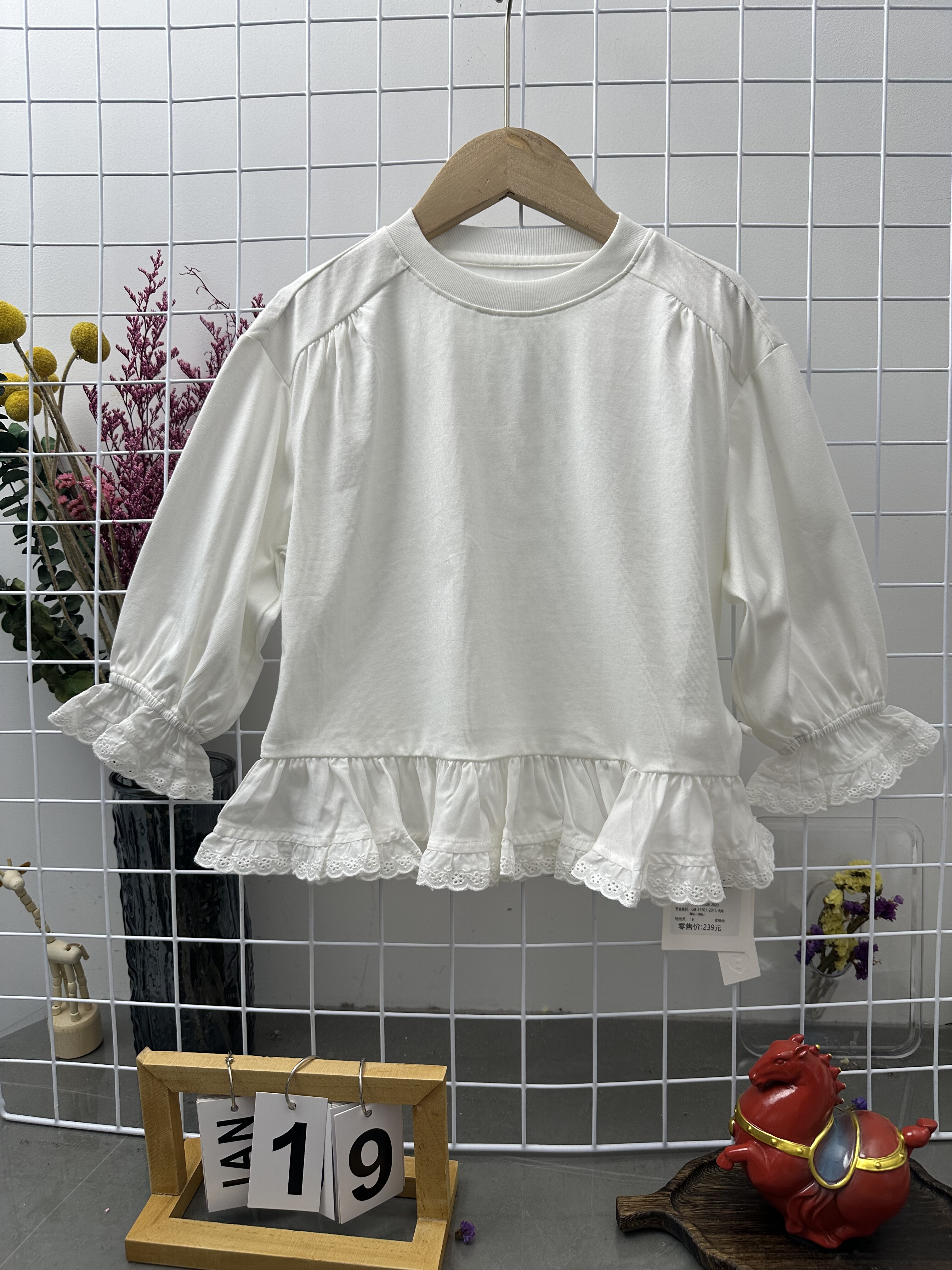 新款，欧bao小童女宝白色打底T恤，娃娃衫，花边，码数足，37073,童装/婴儿装/亲子装,T恤,淘宝优惠券,粉丝福利购,淘宝优惠卷