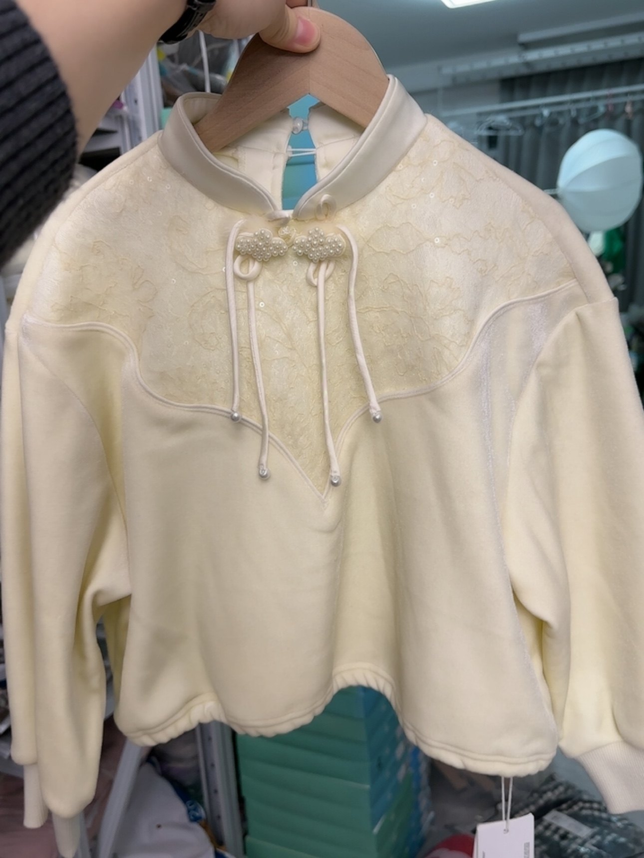 宝儿w女宝米色加绒卫衣，国风款，码数足，1575,童装/婴儿装/亲子装,卫衣/绒衫,淘宝优惠券,粉丝福利购,淘宝优惠卷