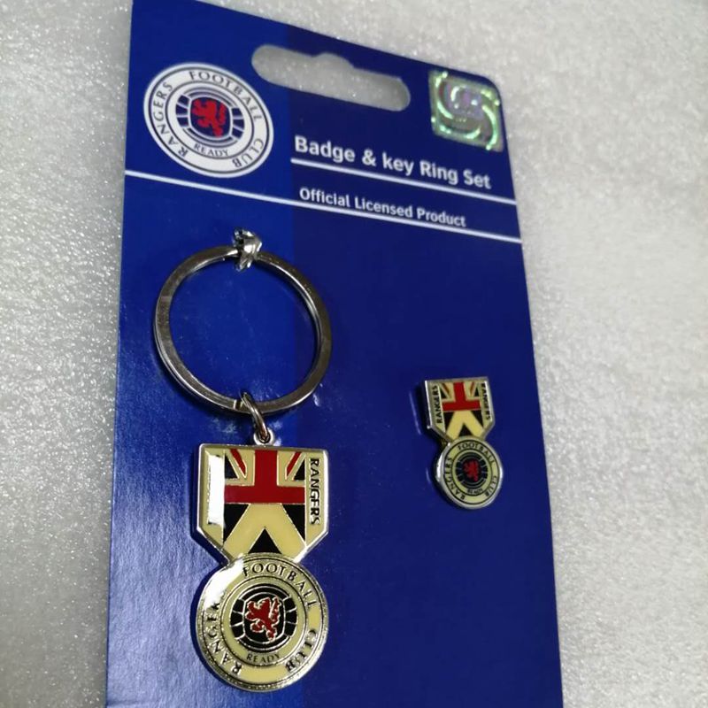 足球装备苏甲联赛格拉斯哥流浪者足球个性钥匙扣 徽章 男士胸针男