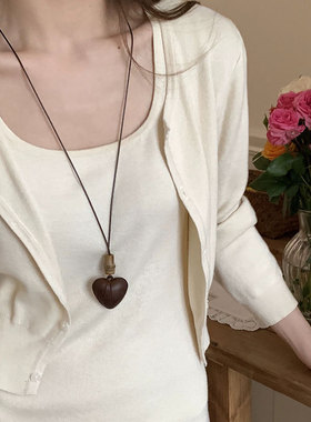 轻奢复古纹理爱心吊坠长款项链女高级感个性精致时尚颈链锁骨链