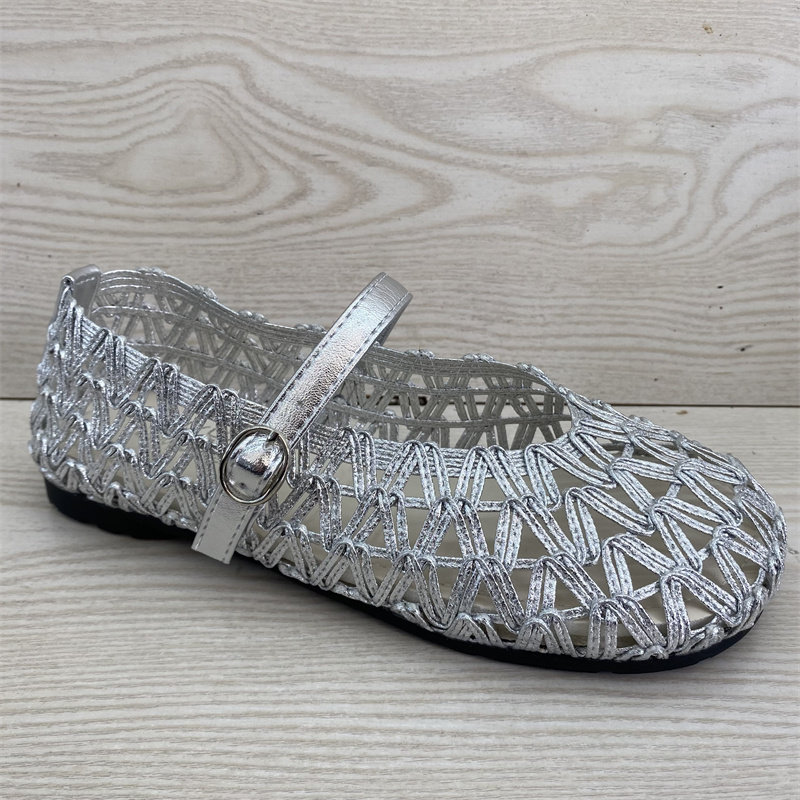 2026夏新款银色编织镂空玛丽珍鞋女平底百搭圆头浅口一字扣女凉鞋