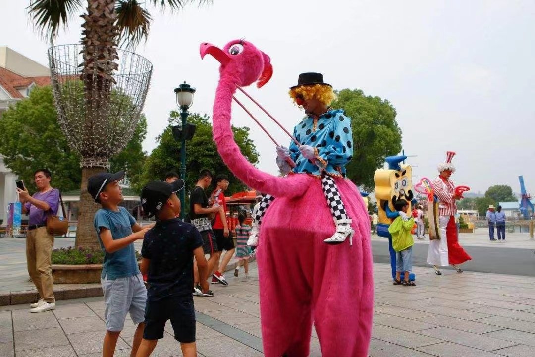 来图定制大型主题园区商演派对火炼鸟羽毛巡游卡通人偶景区服装