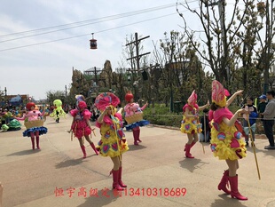 新款圣诞节红色圣诞老人景区小丑高桥巡游主题乐园高桥层层裤