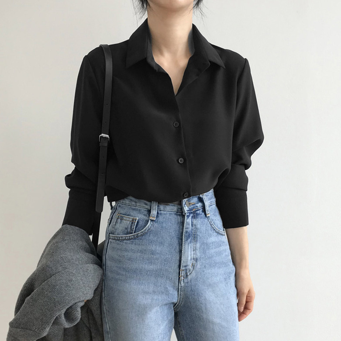 长袖衬衫女2026春季新款韩版宽松显瘦打底衫黑色职业OL百搭上衣潮