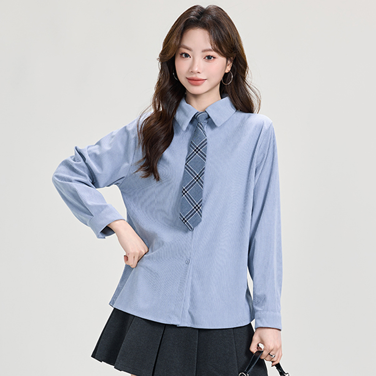 磨毛蓝色衬衫女加厚加绒上衣2025年秋冬季新款内搭叠穿配马甲衬衣