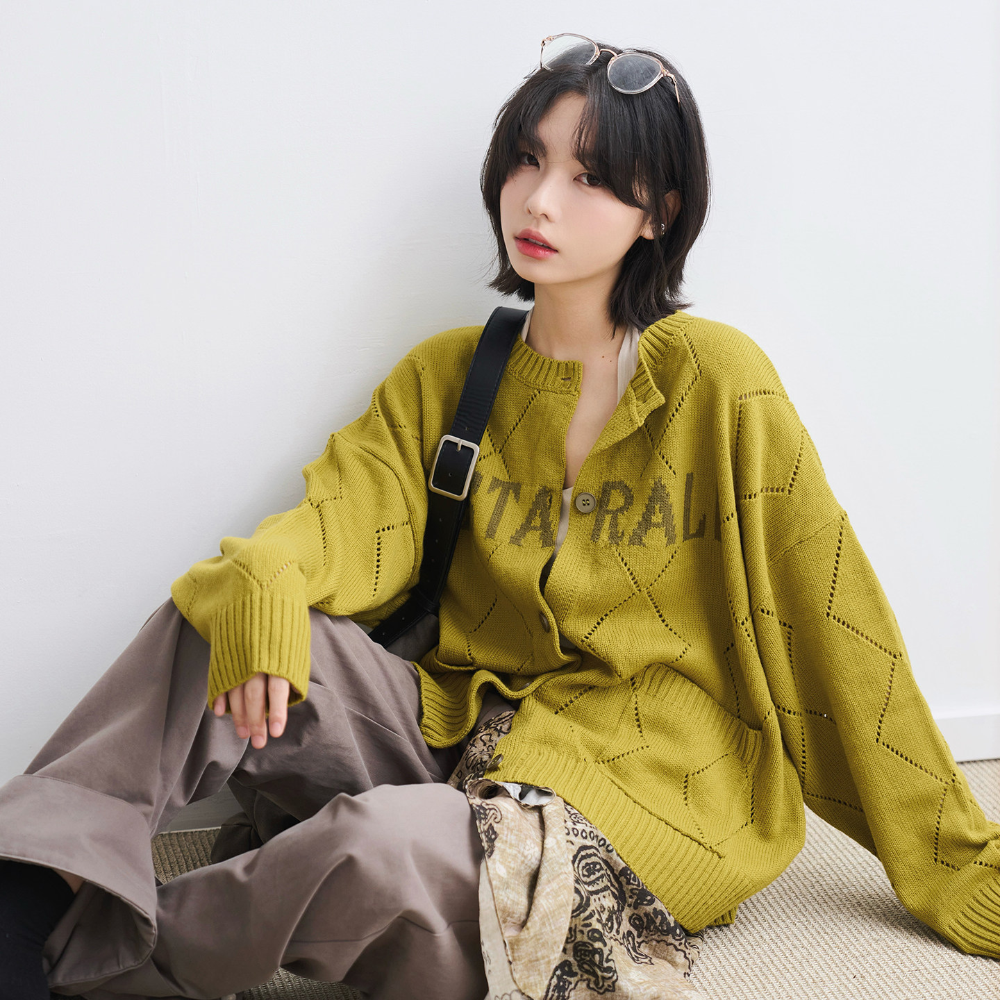 万有引力博物馆 纯色开衫针织外套女秋季2025年新款宽松毛衣上衣