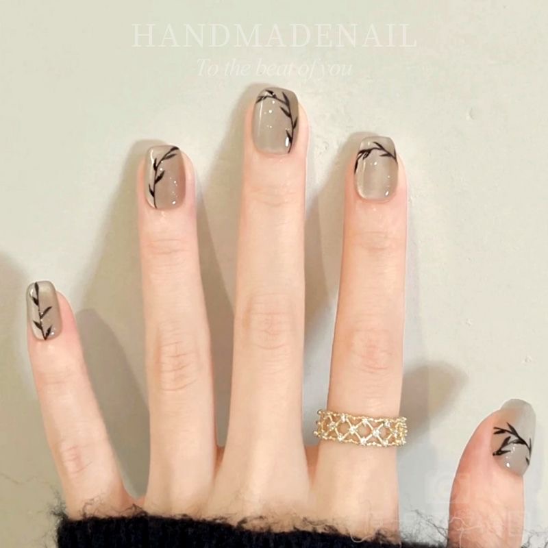 2025高级穿戴甲轻奢短T款简约国竹国风猫眼网红同款显白可拆卸