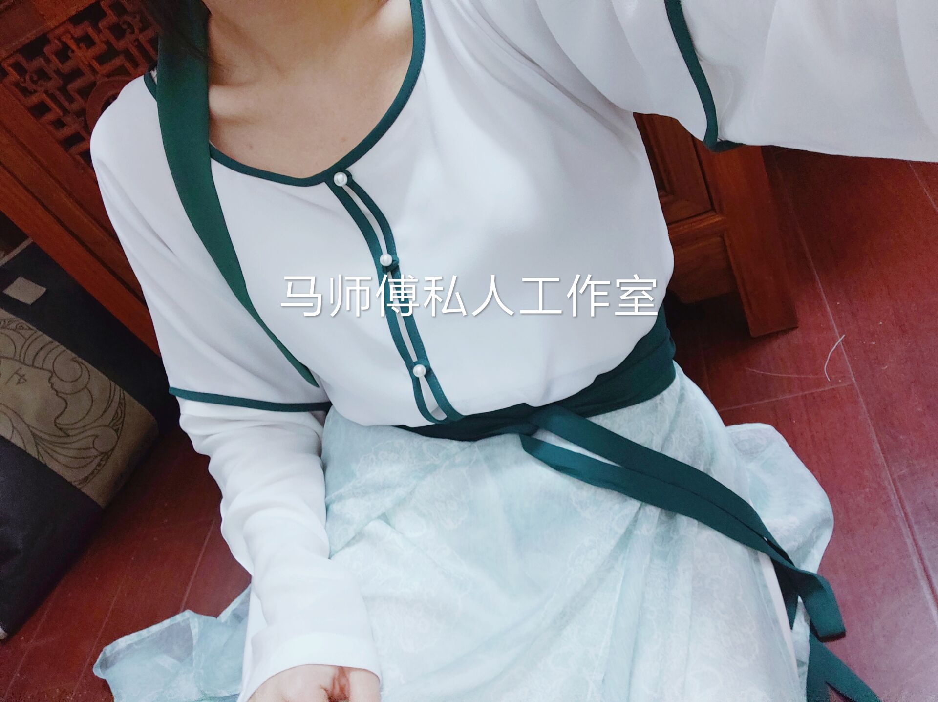 汉风锦秀 青黛袒领坦领半臂U领三件套日常汉服女套头开衫清冷风在类目 女装/女士精品, 唐装/民族服装/舞台服装, 民族服装/舞台装中 - 来自Buy2taobao.com提供专业的淘宝代购服务