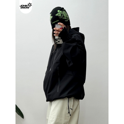 雪场超出片！johnsnow滑雪上衣