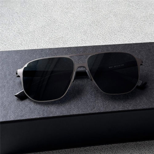 伊沃弗超轻薄男士偏光太阳镜尼龙镜片墨镜男女款百搭高清透亮开车