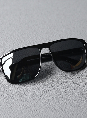 男士方形偏光太阳镜时尚超轻墨绿墨镜遮阳开车眼镜防紫外线茶色片