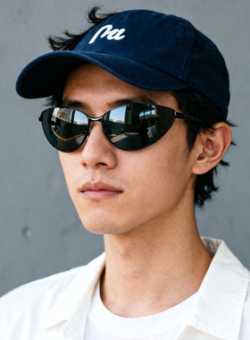 复古男士偏光太阳镜黑色墨镜个性欧美时尚三角框型不挑脸遮脸显瘦