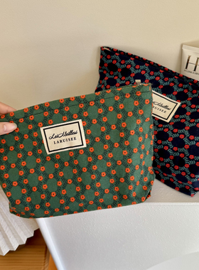 2025新款磨毛绿色小花化妆包女便携收纳袋复古简约旅行手拿包