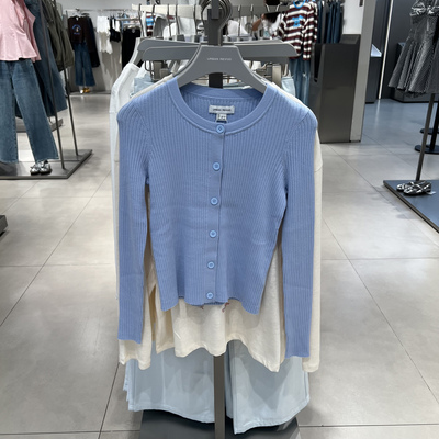 UR国内代购2025秋季女装简约日常休闲坑条排扣针织开衫UYB950001