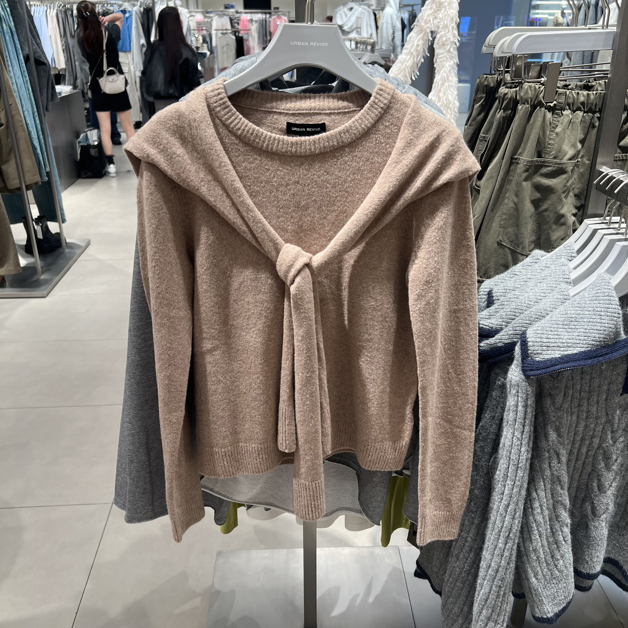 UR国内代购2025秋季女装气质系带披肩假两件圆领针织衫UWM950122