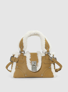 UR国内代购2025秋季女士时髦气质拼接毛感手提斜挎包UAYB50193