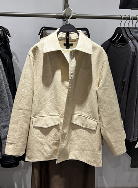 UR国内代购2025冬季女装都市PU翻领对称翻盖口袋外套UWU150033