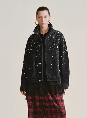 UR国内代购2025冬季女潮流华丽浪漫水钻珍珠饰牛仔外套UWJ850113