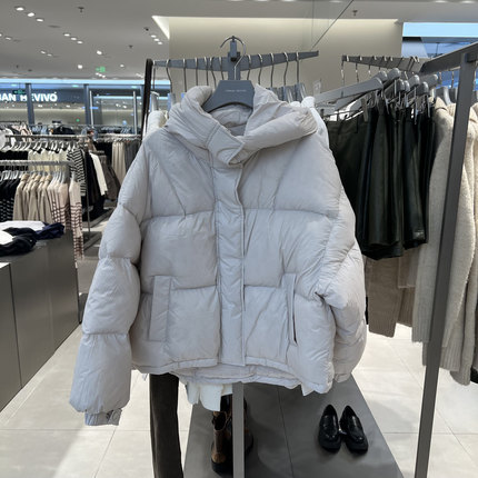 UR国内代购2024冬季女装休闲简约绗缝连帽宽松羽绒服UYU140008