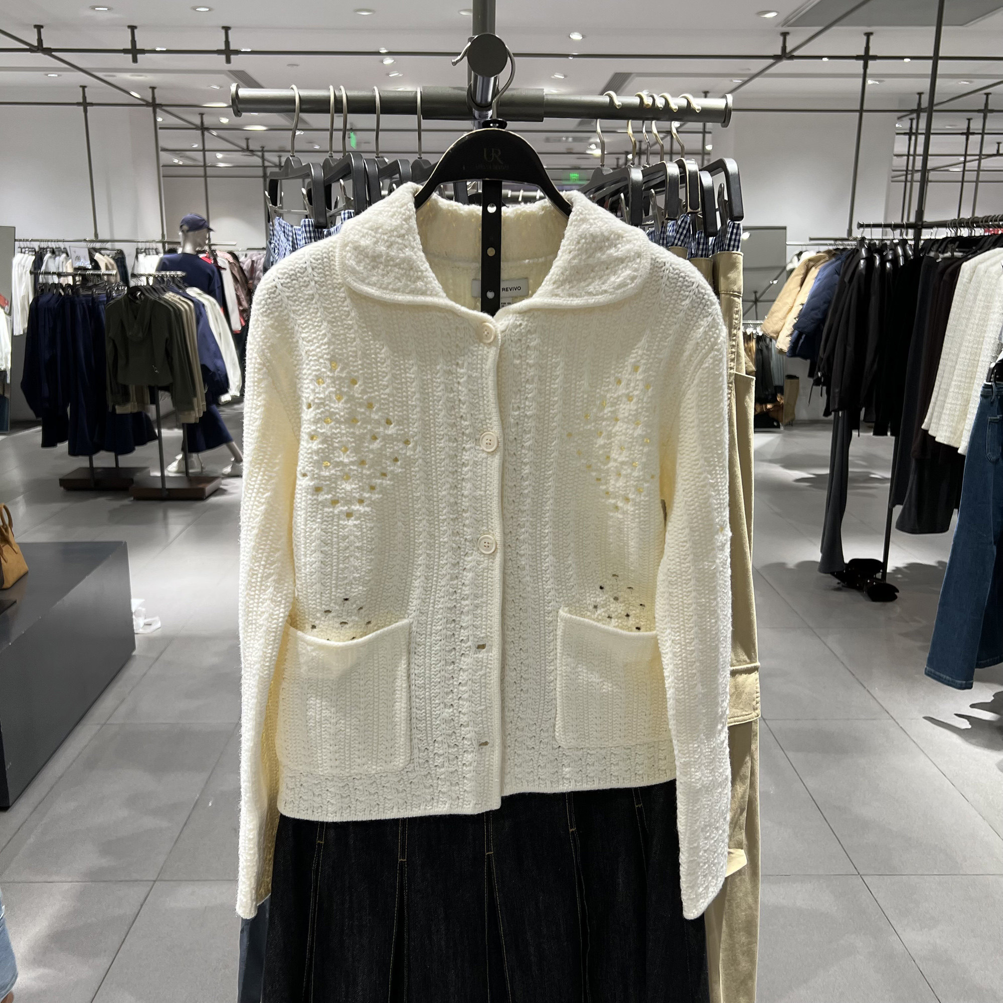 UR国内代购2026春季女装休闲翻领镂空肌理口袋针织开衫UYL960019,女装/女士精品,毛针织衫,淘宝优惠券,粉丝福利购,淘宝优惠卷