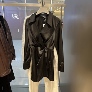 UR国内代购2026春季女装时髦魅力翻领扭结V领短款连衣裙UWG760047