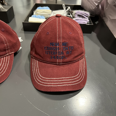 UR国内代购2026春季新款女士百搭撞色明线刺绣棒球帽UAYA60035