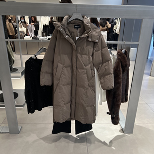 UR国内代购2025冬季女装潮流连帽立领系带长款羽绒外套UWJ150118