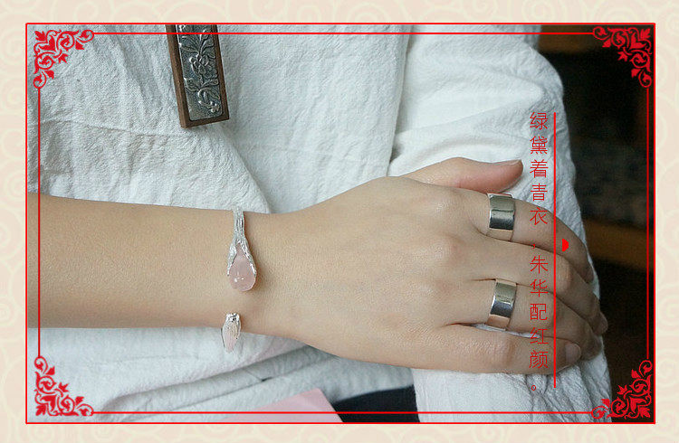 s990足银 栀子花和田玉 精品生日礼品粉晶 简约时尚 女纯银手镯