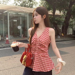 法式复古红色格子V领吊带背心女春夏季内搭褶皱收腰修身无袖上衣